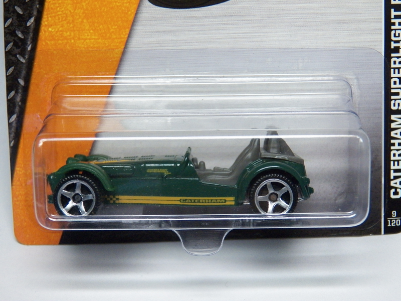 This Caterham 7 is perfect beyond words. The proportions are spot on. Cant wait to do a photoshoot of this one.